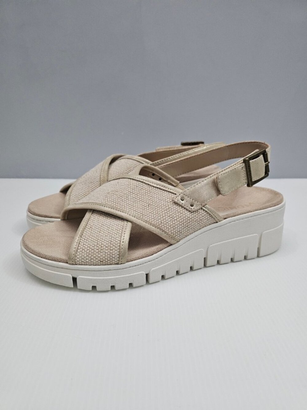 Vionic Uptown Sonoma Slingback Platform Sandal Women 11 Natural Comfort Orthotic